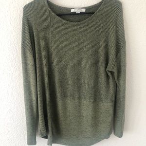 One Park Ave Green light sweater . Size Large